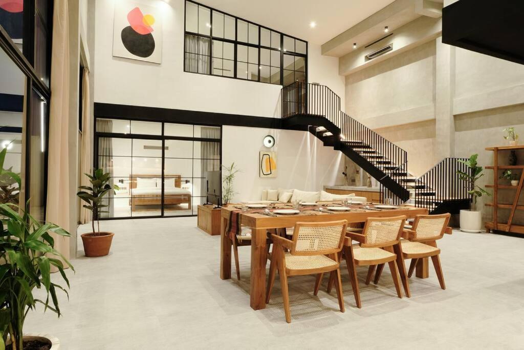Manresa Bali 3 *